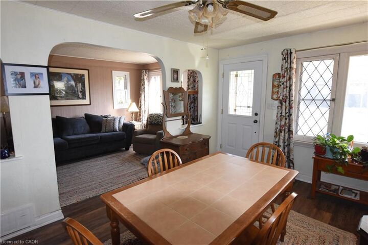 Property Photo:  122 Bruce Street  ON N0E 1Y0 