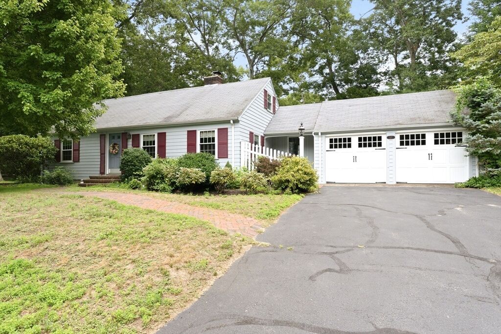 Property Photo:  127 Anawan Rd  MA 02760 