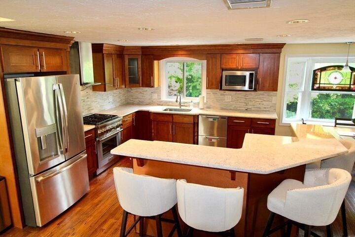 Property Photo:  10 Stoneybrook Drive  MA 02324 