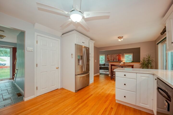 Property Photo:  7 Magnolia Drive  MA 01432 