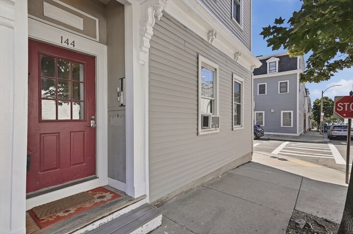 Property Photo:  144 O Street 1  MA 02127 