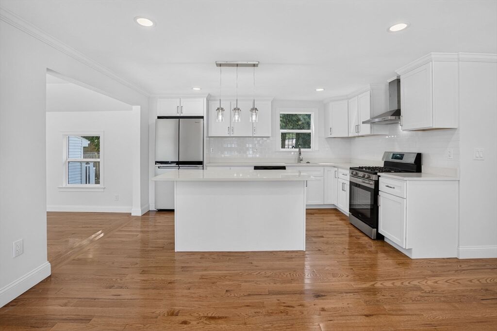 Property Photo:  46 Richardson  MA 01850 