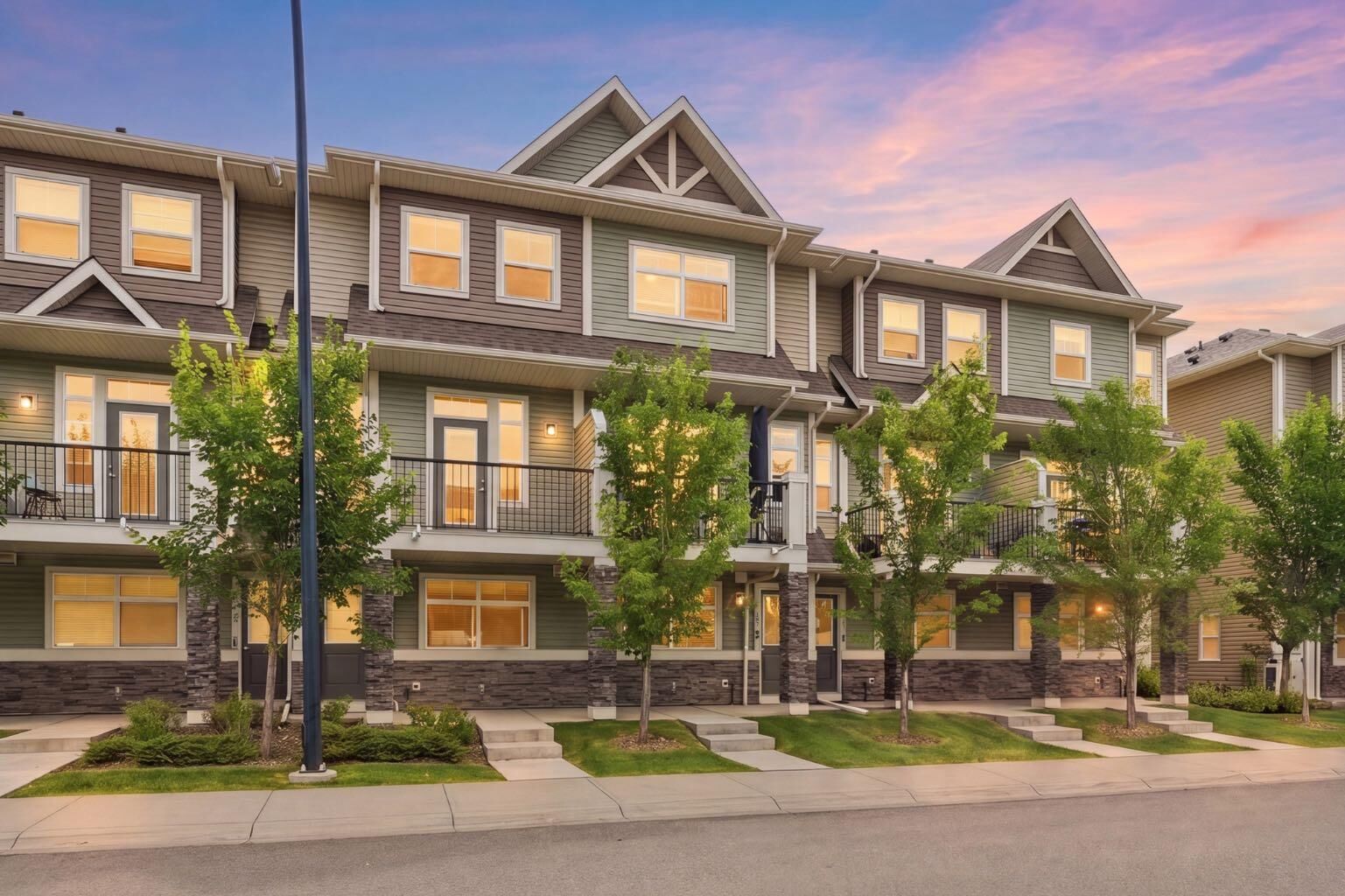 Property Photo:  187 Legacy Common SE  AB T2X 4H9 