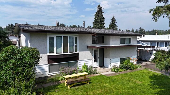 Property Photo: 4346 9th Avenue AB T7E 1B4