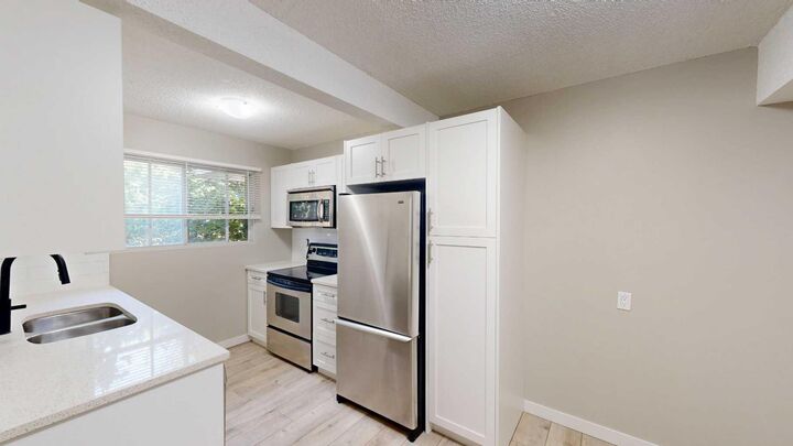 115 Lafayette Boulevard W 10 — photo 1