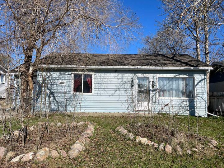 10104 99 Street — photo 1