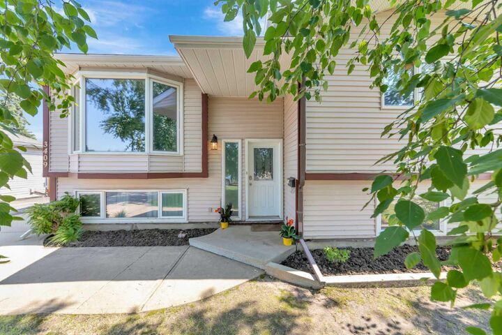 Property Photo:  3409 45A Avenue  SK S9V 1T5 