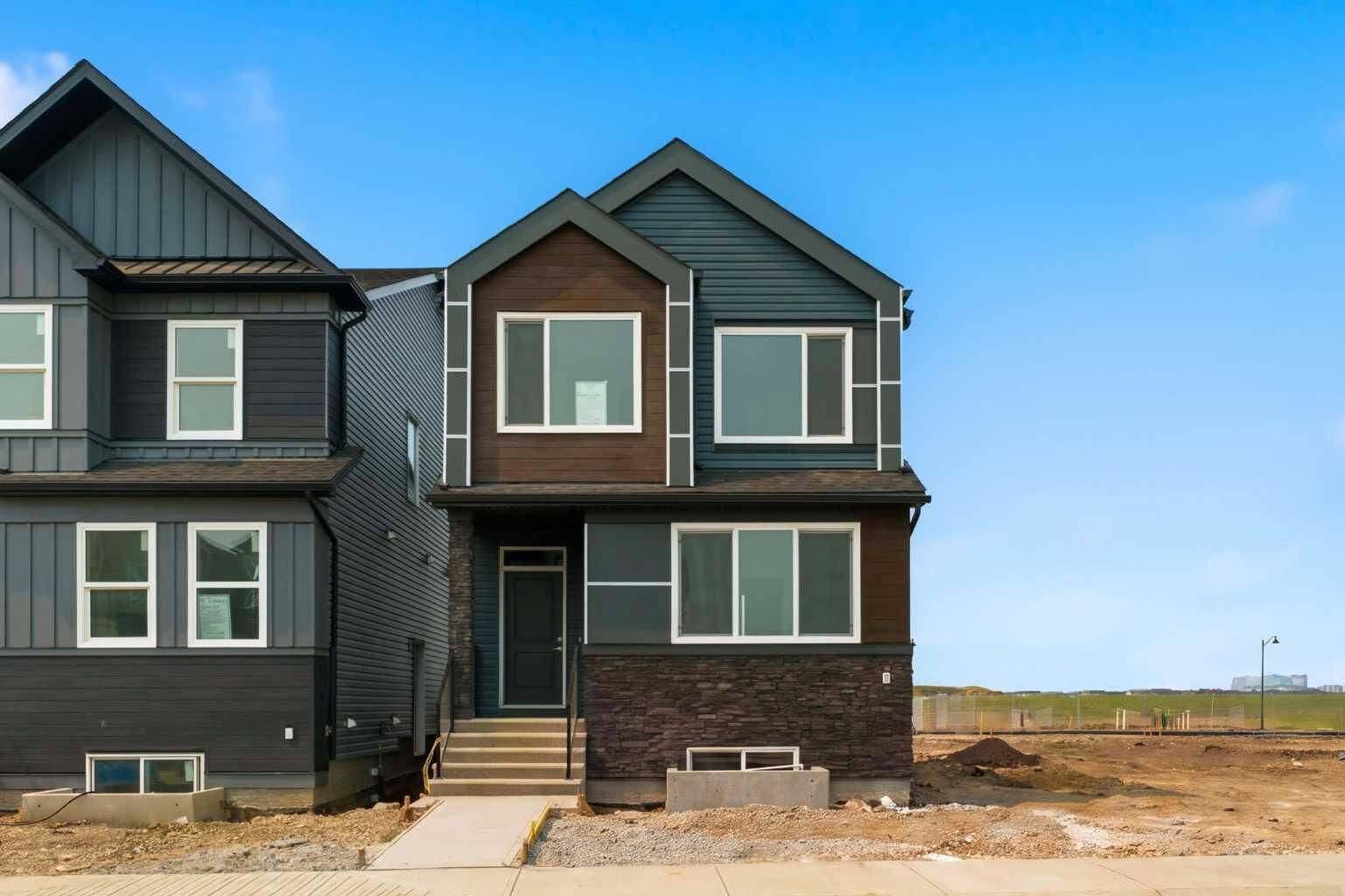 Property Photo:  37 Rosemary Gardens SE  AB T3S 1A6 