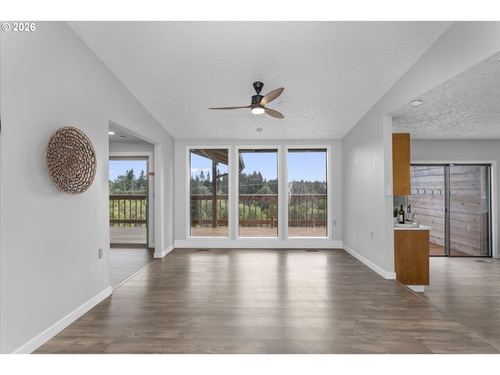 Property Photo:  2309 NE 45th Cir  WA 98663 