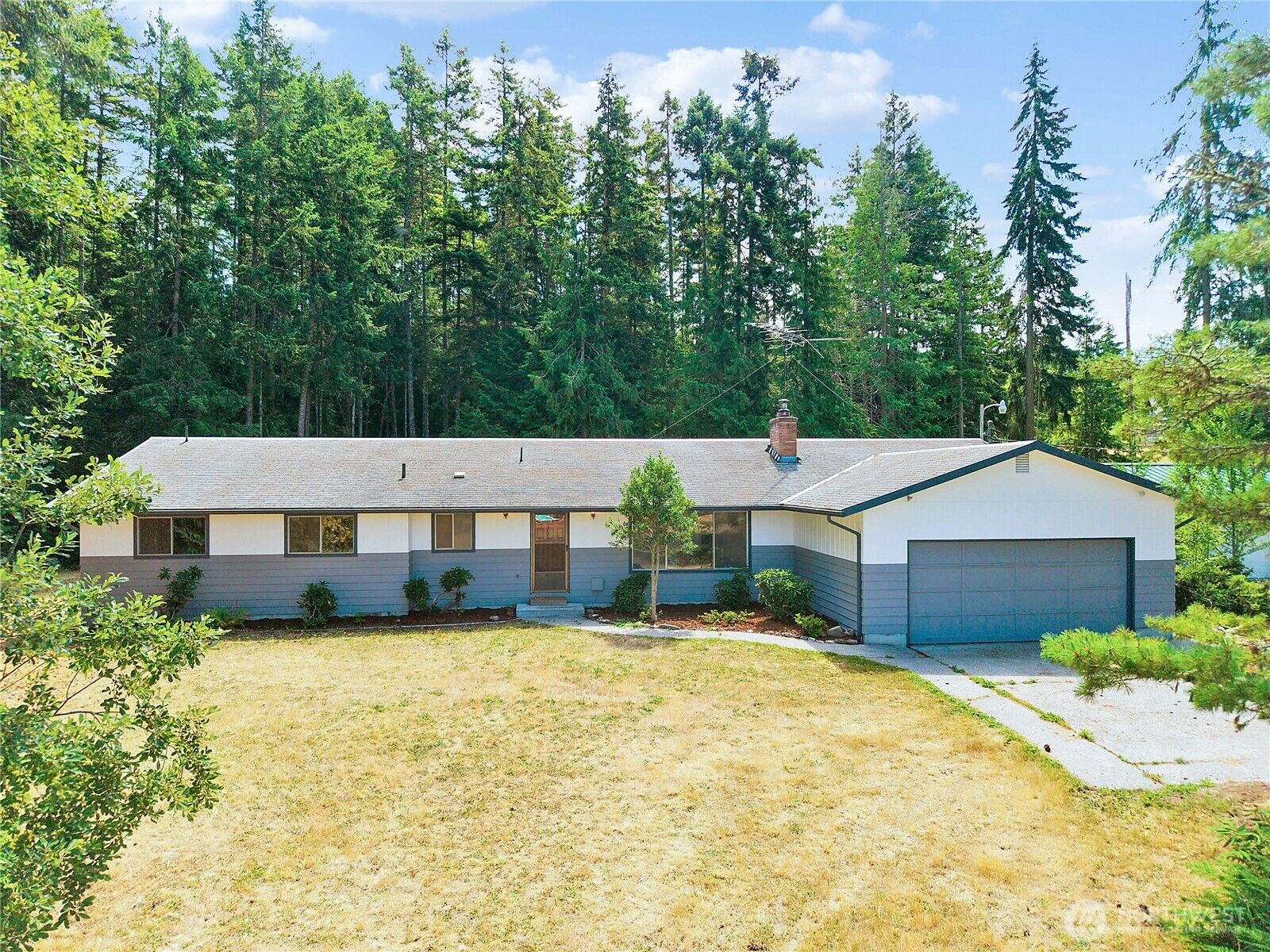 Property Photo: 943 S Bagley Creek Road WA 98362