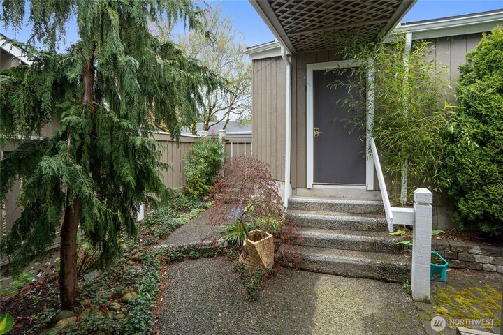 Property Photo: 3213 SW 319th Place 19 WA 98023
