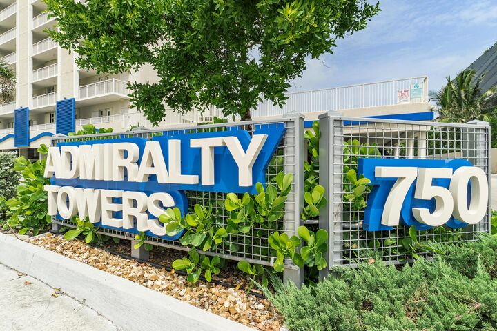 Property Photo: 750 N Ocean Boulevard 1405 FL 33062