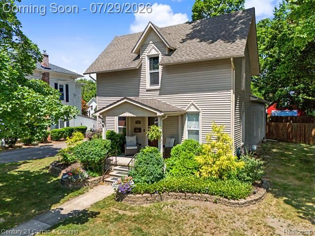Property Photo: 323 E Liberty Street MI 48178