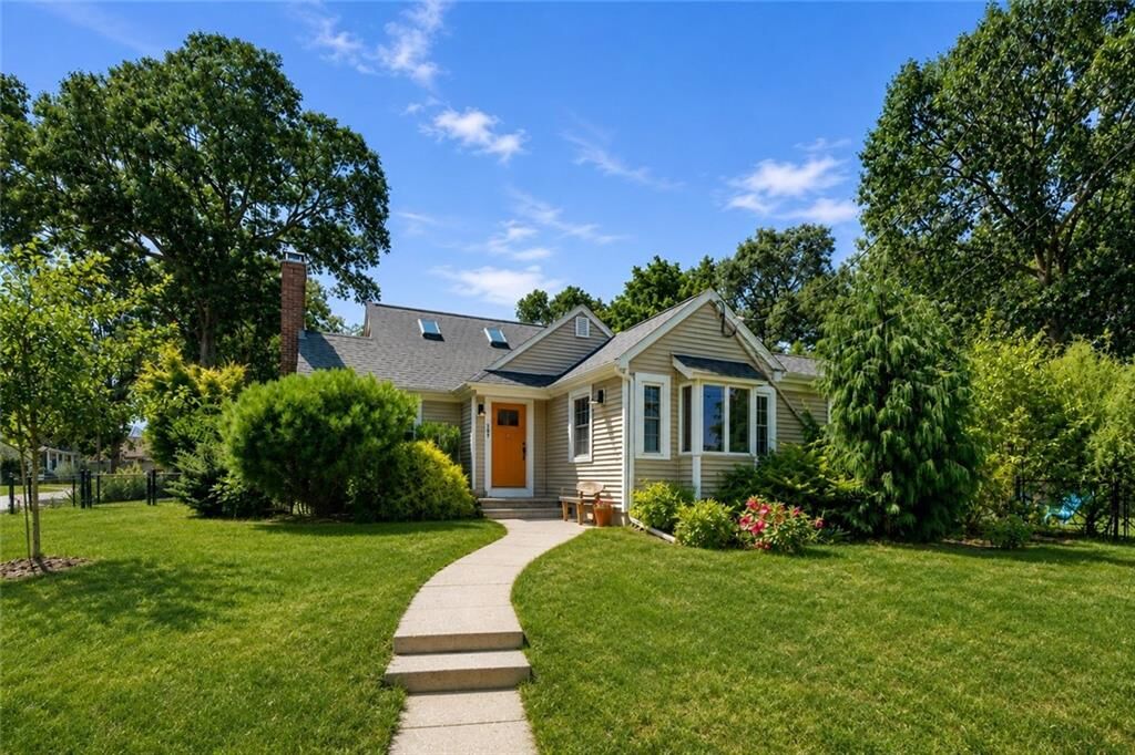 Property Photo:  147 Riverside Drive  RI 02915 
