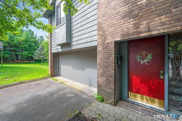 Property Photo:  79 Trolley Crossing Lane 79  CT 06457 