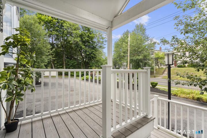 Property Photo:  420 Fountain Street C  CT 06515 