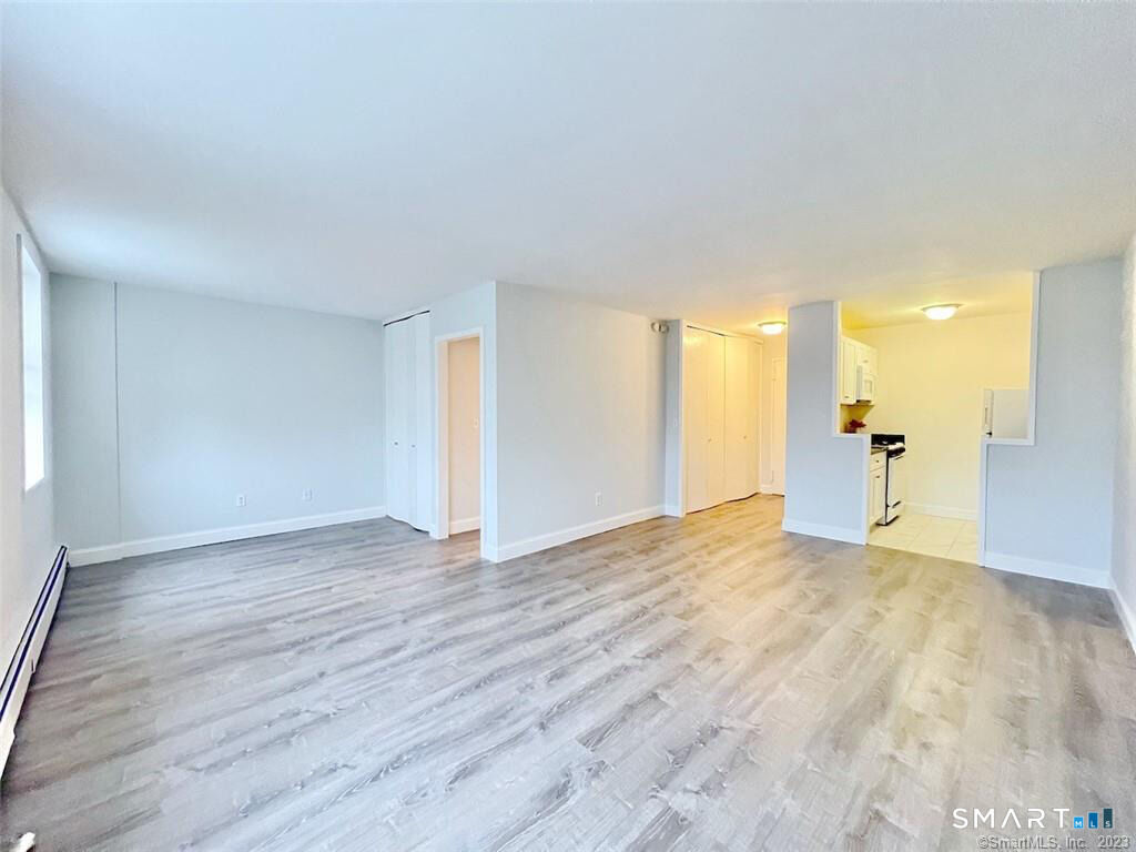 Property Photo:  140 Grove Street 5J  CT 06901 