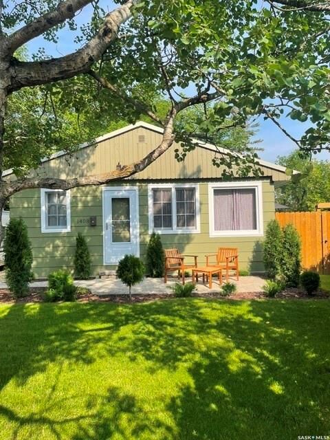 Property Photo:  1408 6th Avenue  SK S0G 4C0 
