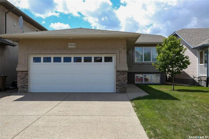 Property Photo:  7218 Wascana Cove Way  SK S4V 3G2 