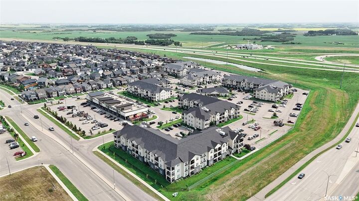 Property Photo:  110 Phelps Way 102  SK S7V 0K5 