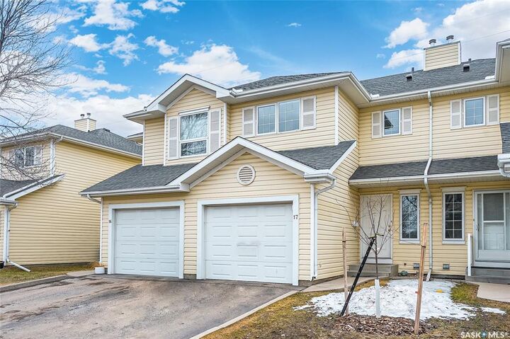 Property Photo:  111 Fairbrother Crescent 17  SK S7S 1L3 