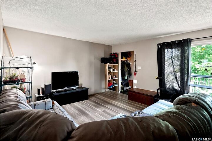 Property Photo:  2232 McAra Street  SK S4N 2W1 