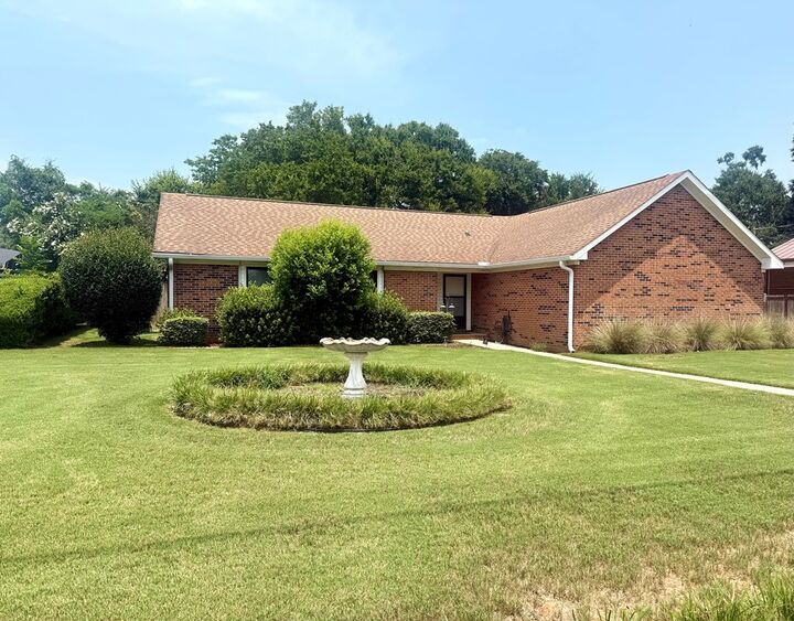 Property Photo:  275 Simpson Dr  AL 36322 