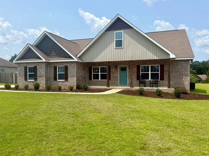 Property Photo:  497 Patterson Rd  AL 36301 