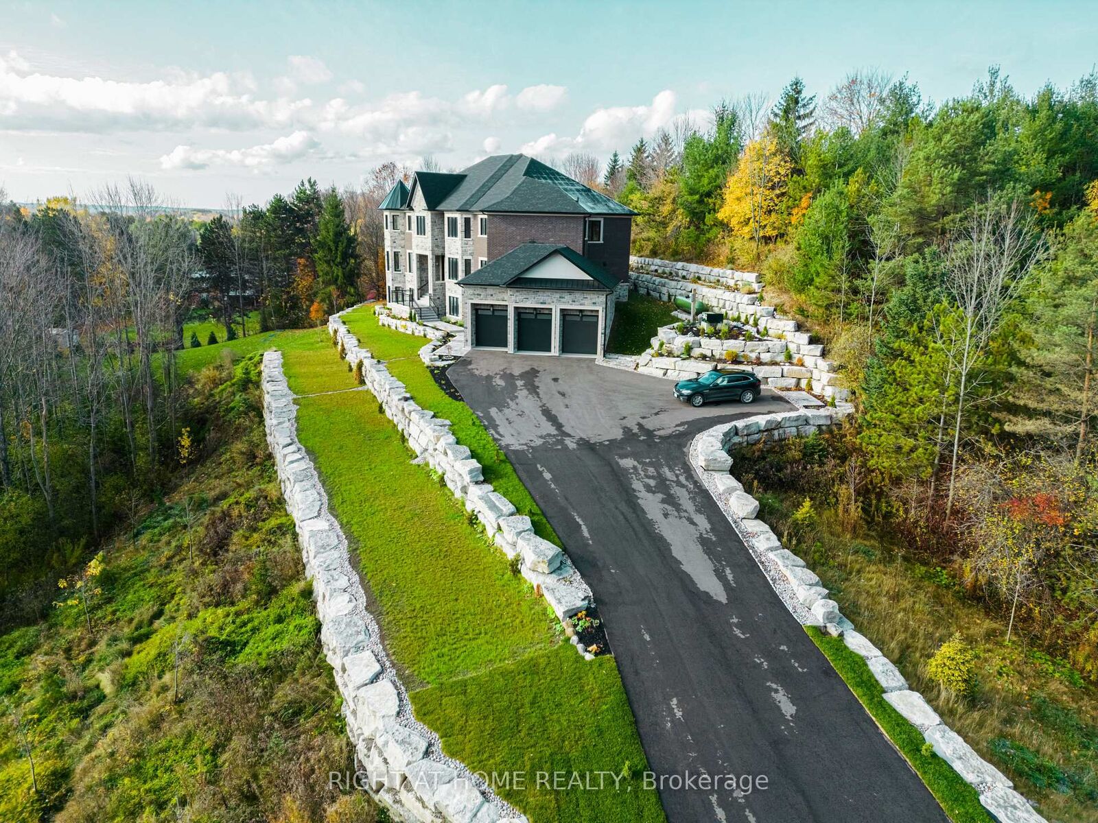 Property Photo: 16158 Mount Pleasant Road ON L7E 3M6