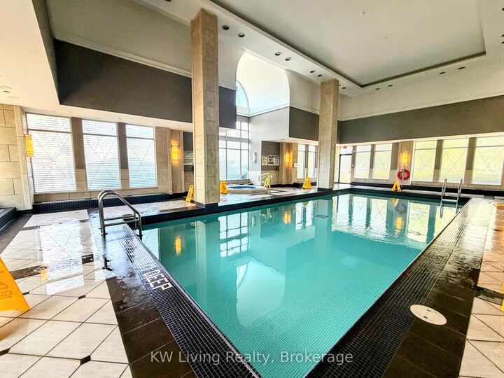 Property Photo: 330 Red Maple Road 1003 ON L4C 0T6