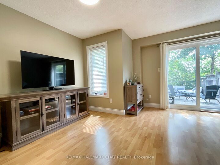 Property Photo:  14 Gardenia Way  ON L7C 1B2 