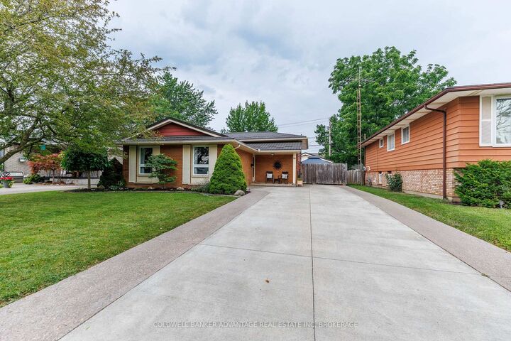 74 Pinehurst Drive — photo 1