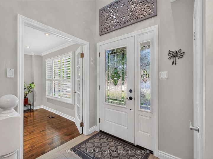 Property Photo: 9 Tomlin Crescent ON L4C 7T4