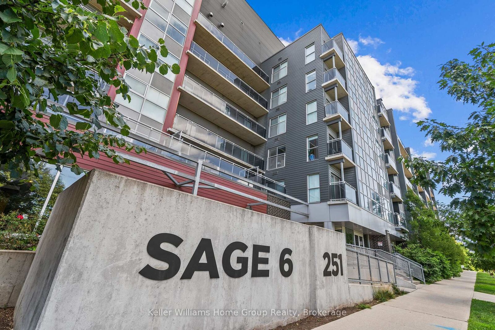 Property Photo:  251 Hemlock Street 109  ON N2L 0H2 