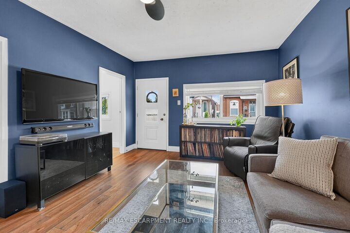 Property Photo:  187 Ray Street N  ON L8R 2Y3 