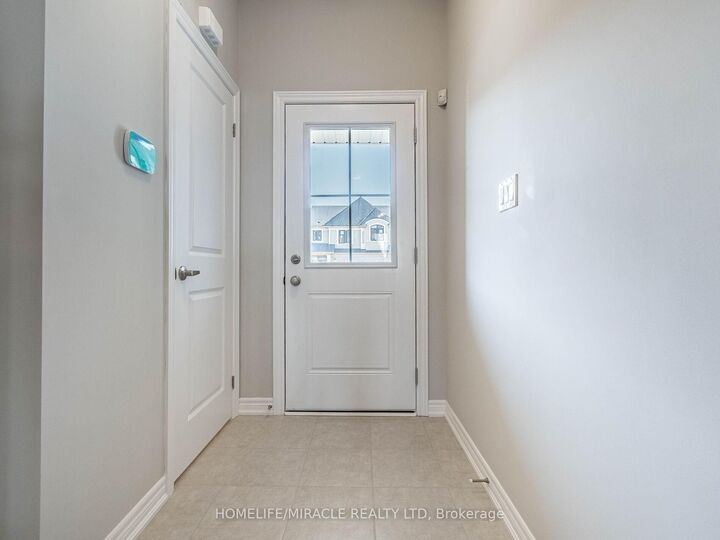 Property Photo:  140 Aquasanta Crescent  ON L9B 0J8 