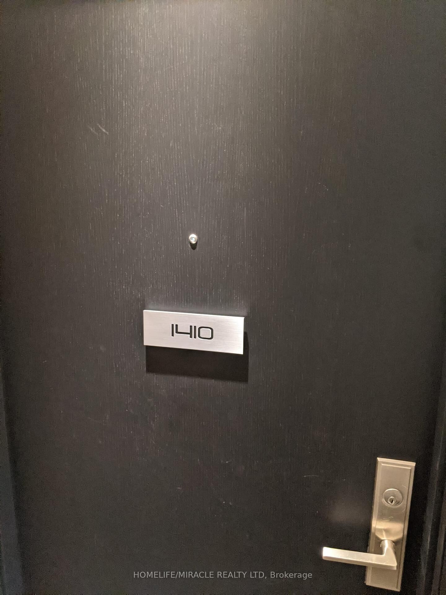 Photo de la propriété:  8 Eglinton Avenue E 1410  ON M4P 0C1 