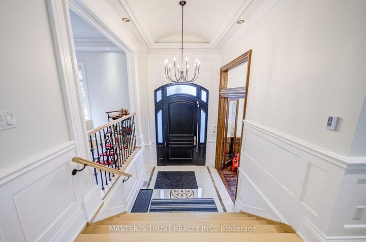 Property Photo: 103 Burndale Avenue ON M2N 1S8