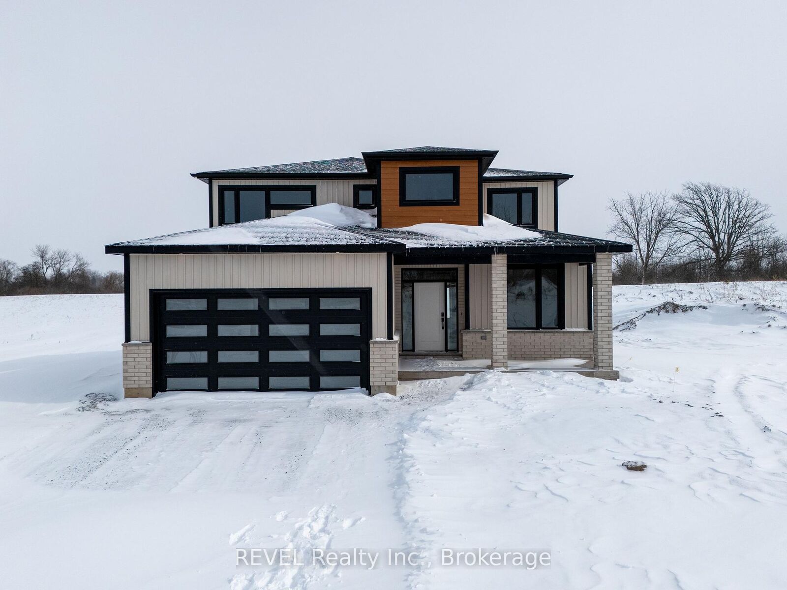 Property Photo:  32 Anchor Road  ON L0S 1A0 