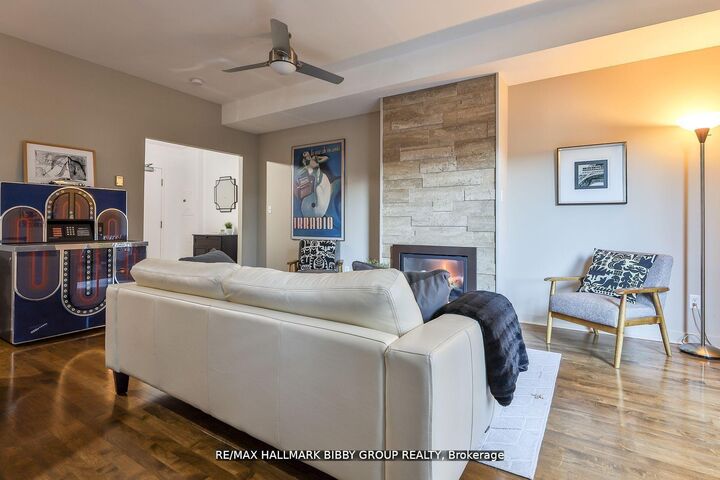 Property Photo: 500 Richmond Street W 315 ON M5V 3N4