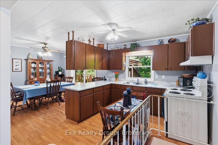 Property Photo:  102836 Highway 7 N/A  ON K0K 2M0 