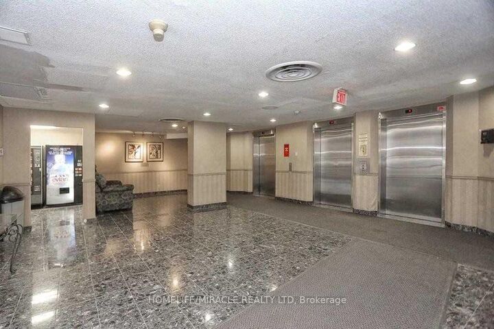 Property Photo:  35 Trailwood Drive 2217  ON L4Z 3L6 