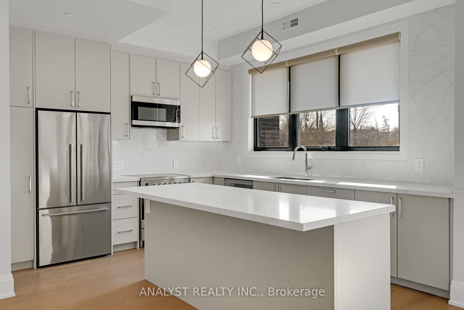 Photo de la propriété: 59 Charles Street 7 ON L3Y 3V7