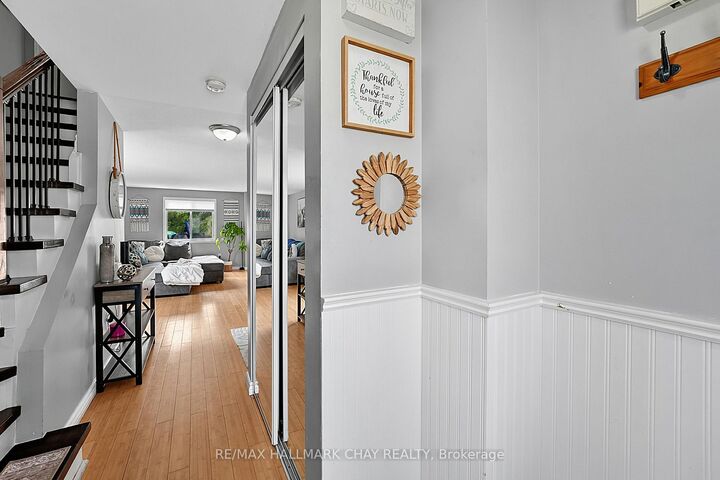 Property Photo:  109 Wessenger Drive  ON L4N 8P5 