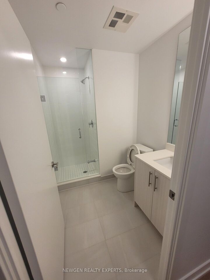 Property Photo:  225 Veterans Drive W 1108  ON L7A 0B7 