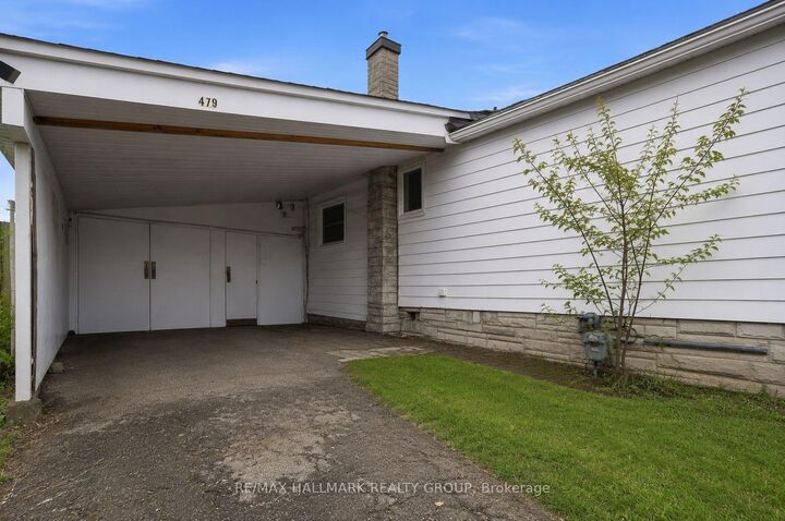 Property Photo: 479 Newman Avenue ON K1K 1N8