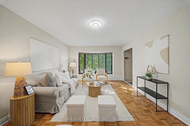 Property Photo: 52 Madoc Drive ON L6V 1Z9