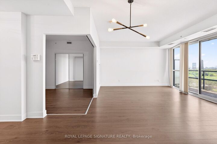 Property Photo:  99 The Donway N/A W 920  ON M3C 0N8 