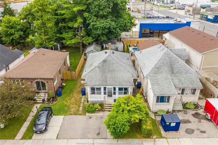 Property Photo: 170 Inshes Avenue ON N7M 2Z2