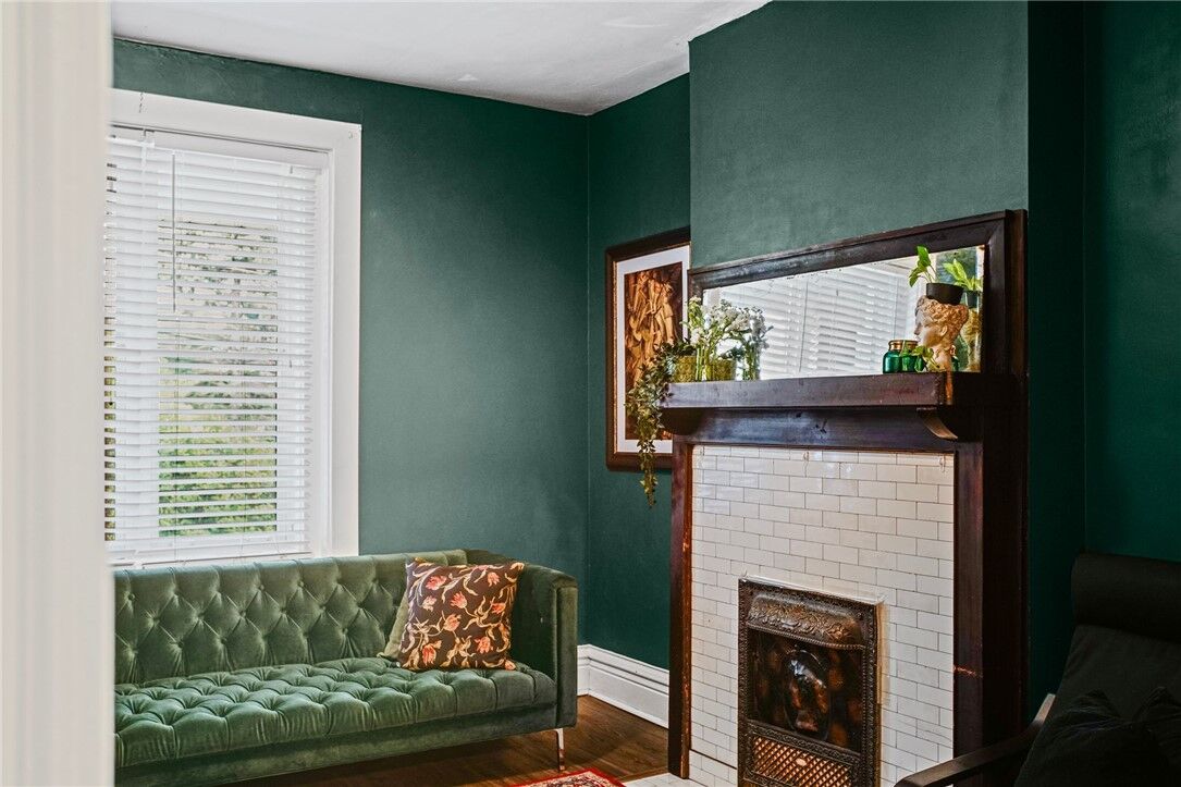 Property Photo: 312 Bellbrook St PA 15226